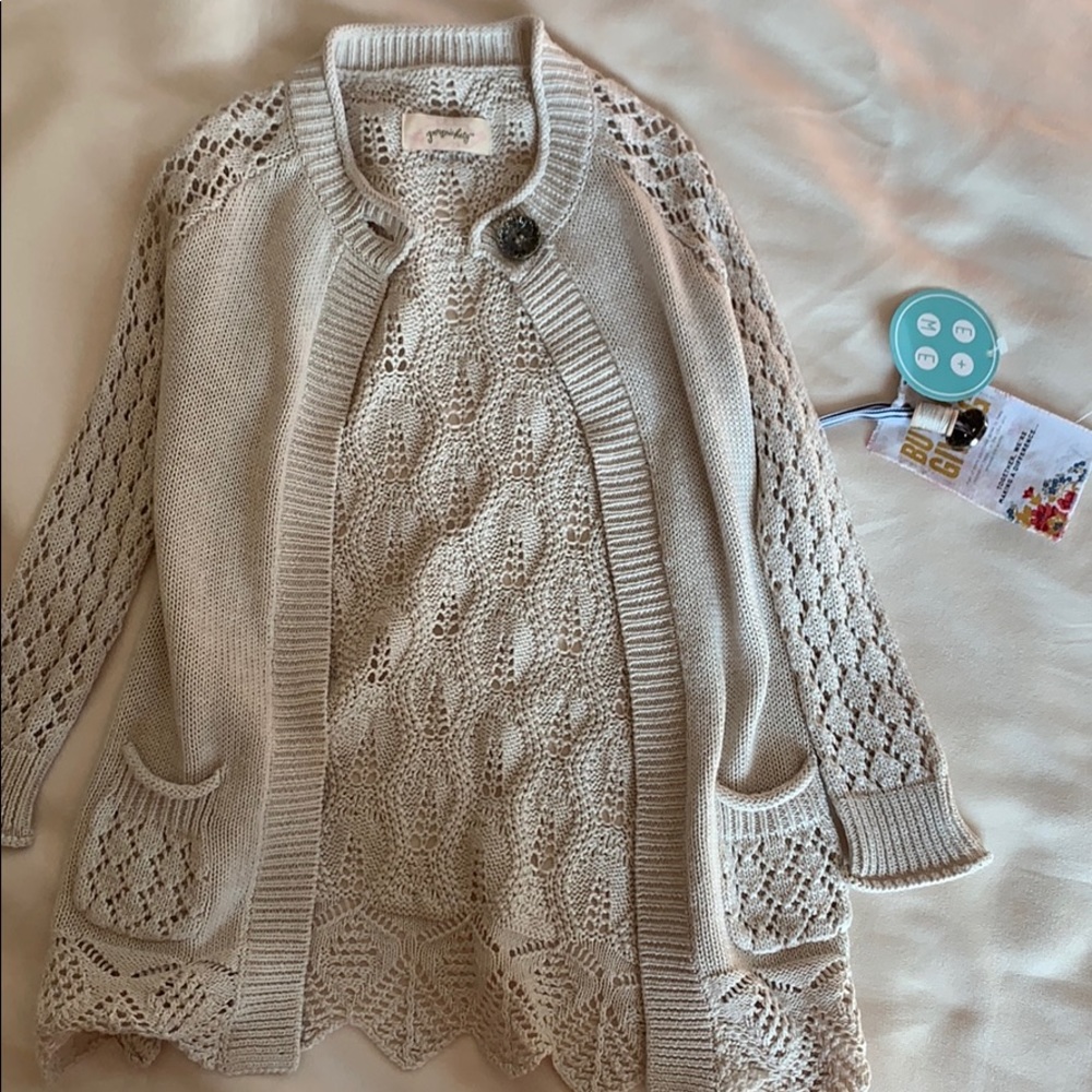 Brand new sweater